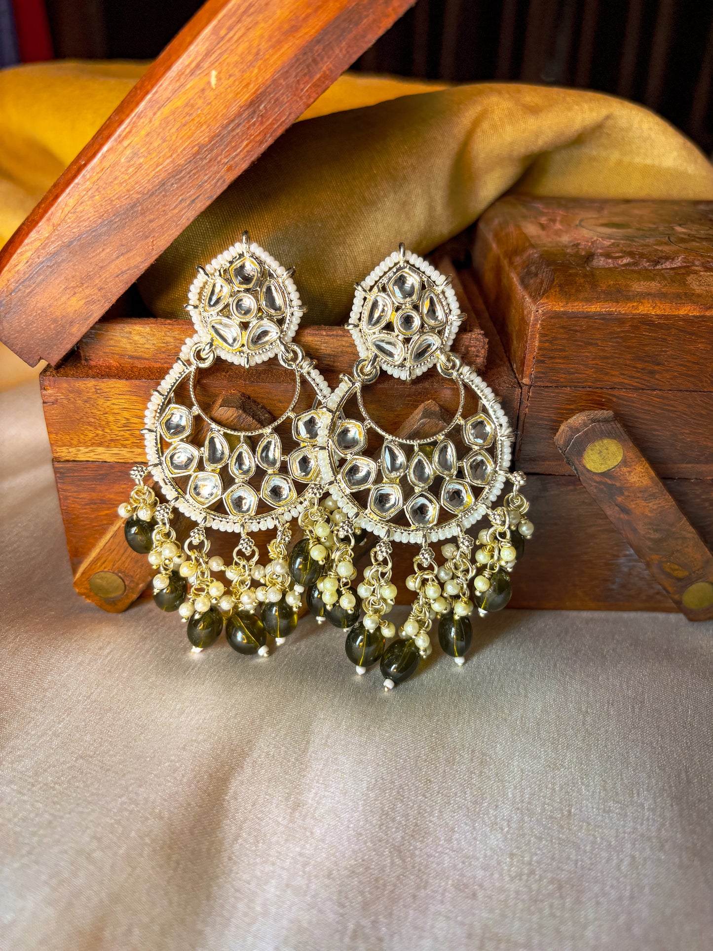 Rio Pearl Earrings- Henna