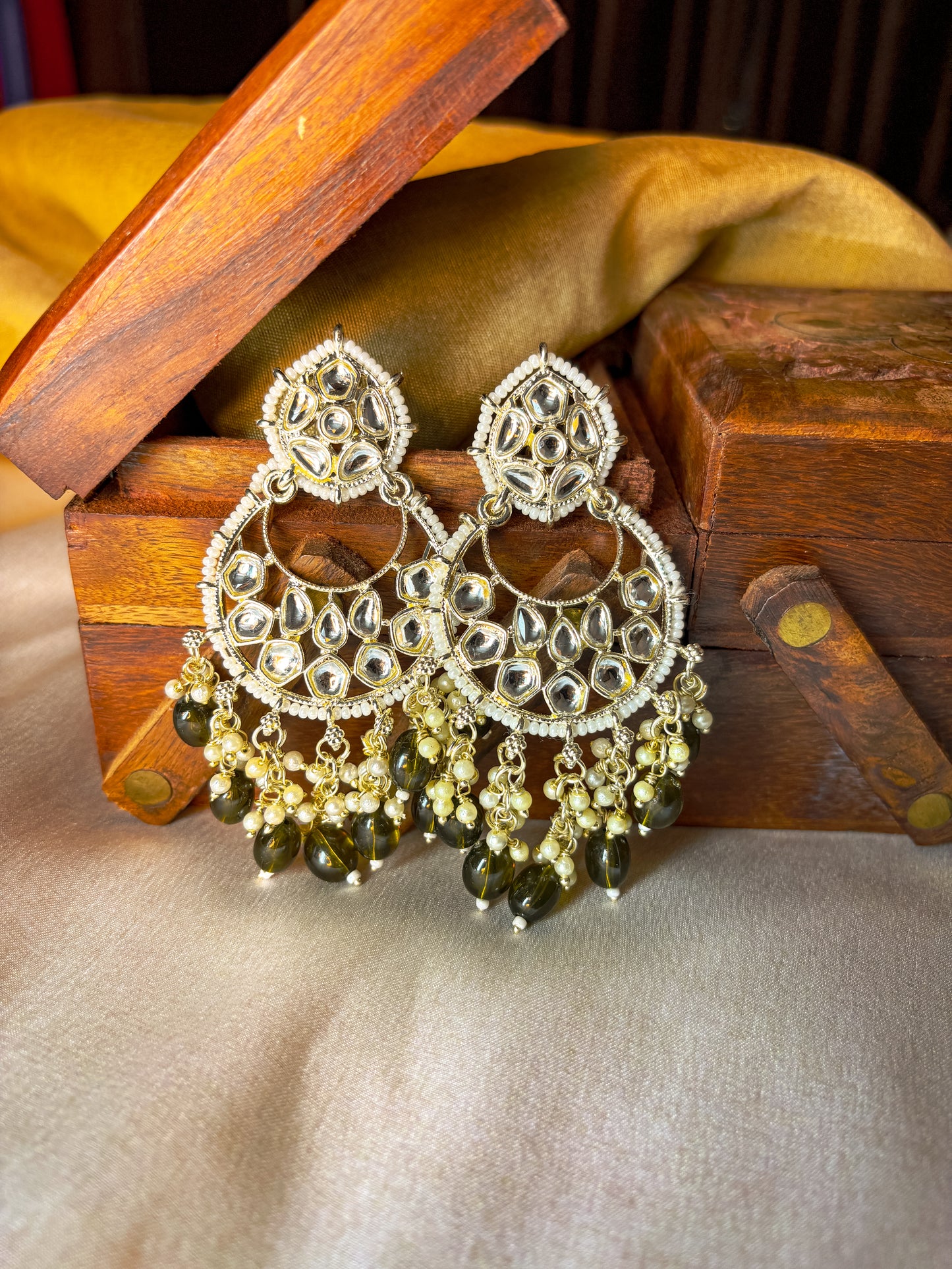 Rio Pearl Earrings- Henna