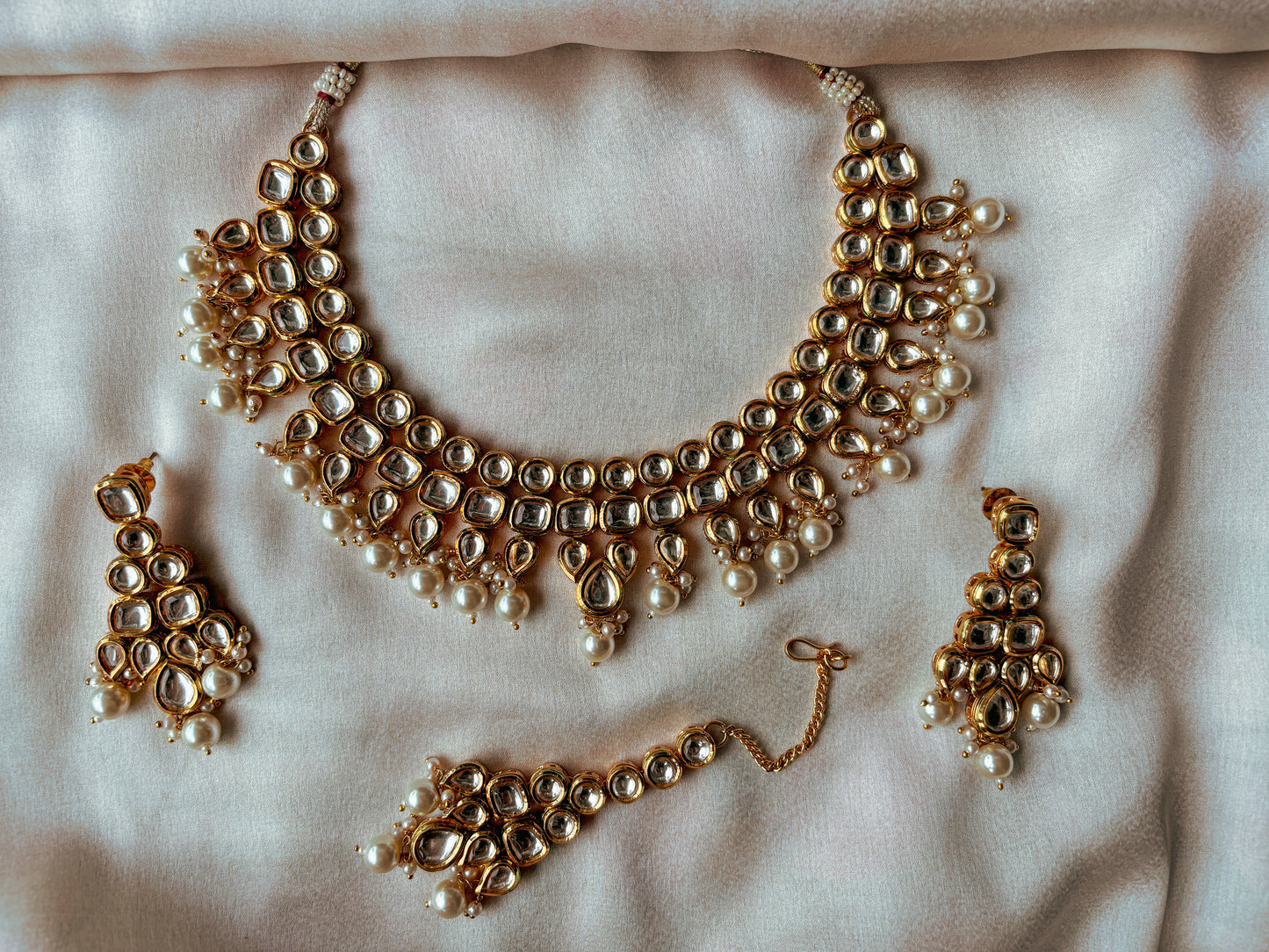 Emma Kundan & Pearls Choker Set