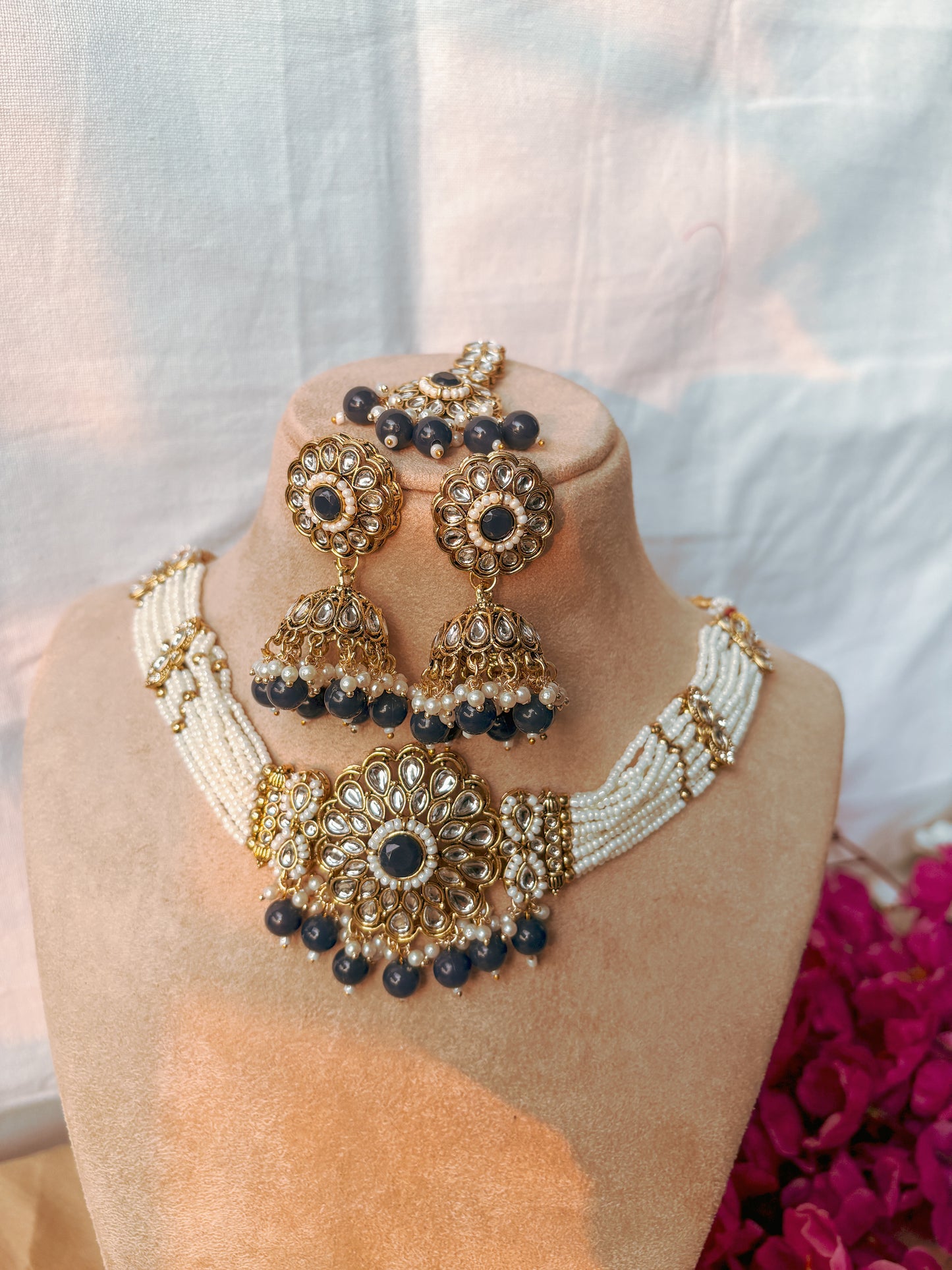 Abigail Kundan Choker- Blue