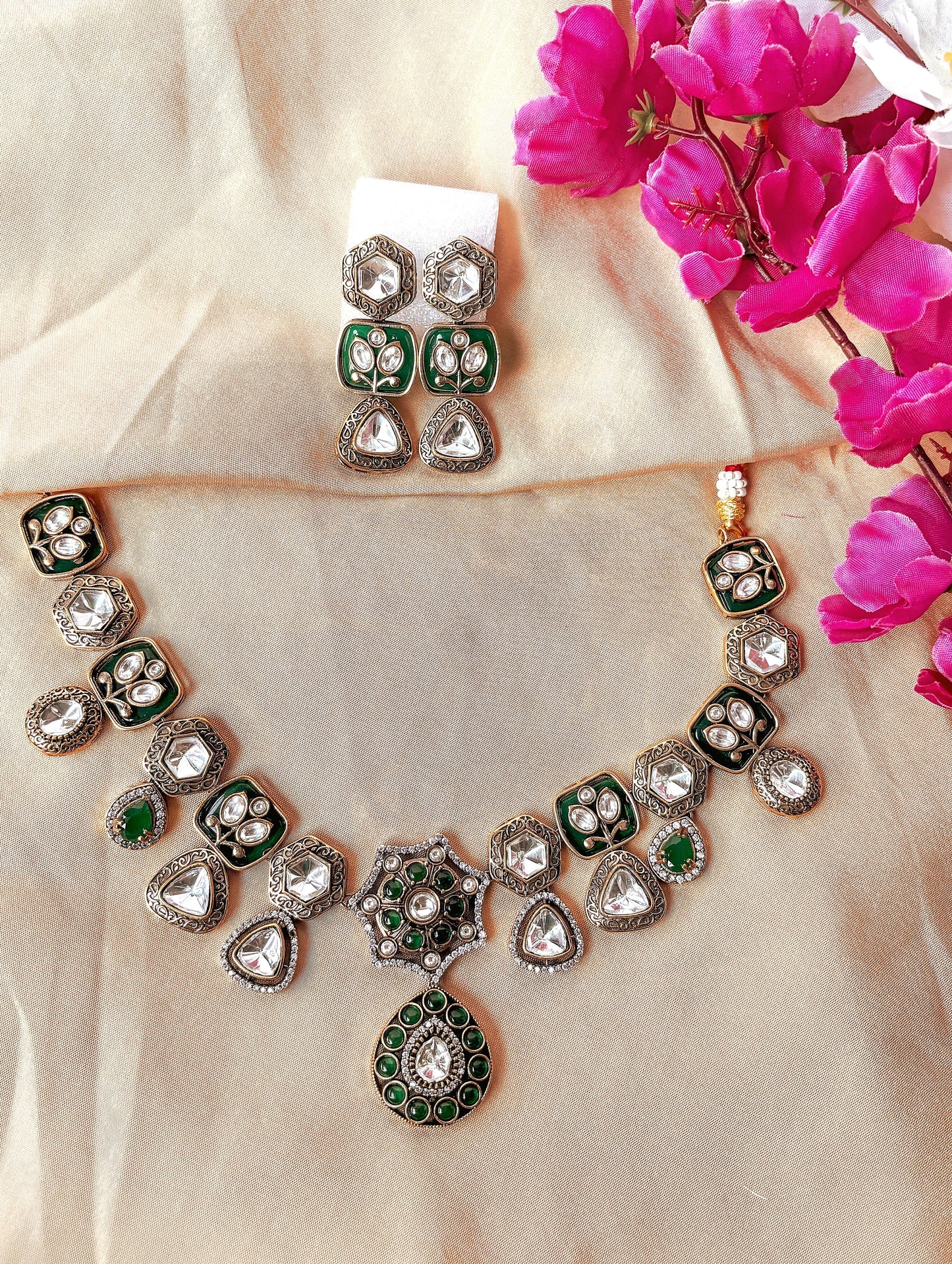 Isabella Victorian Set- Green