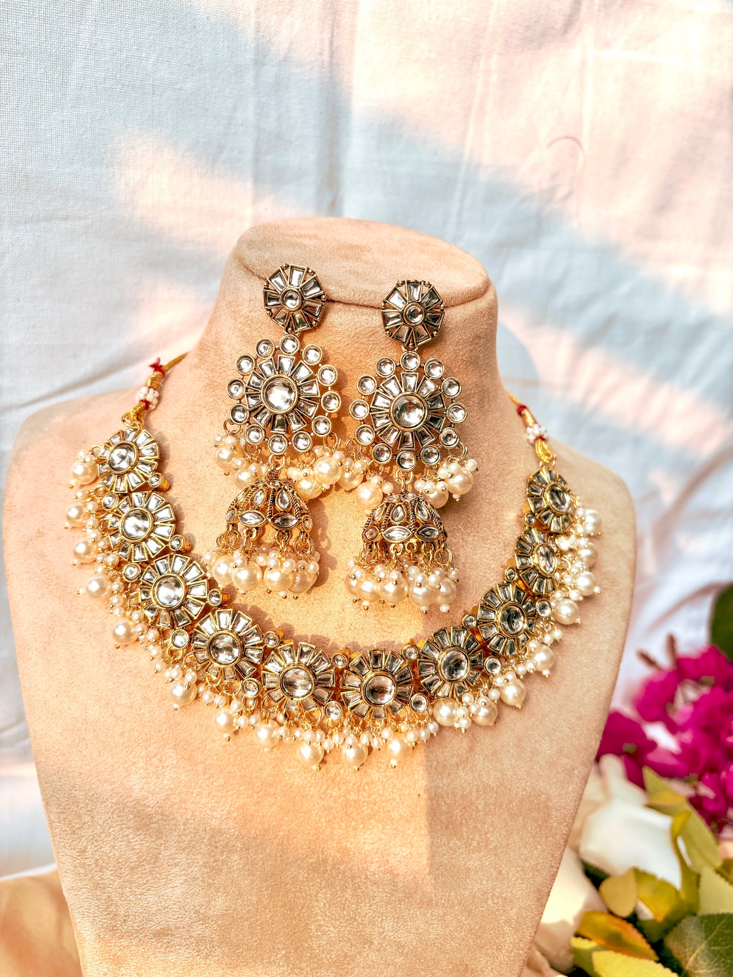 Sara Kundan Set with Tika- Ivory