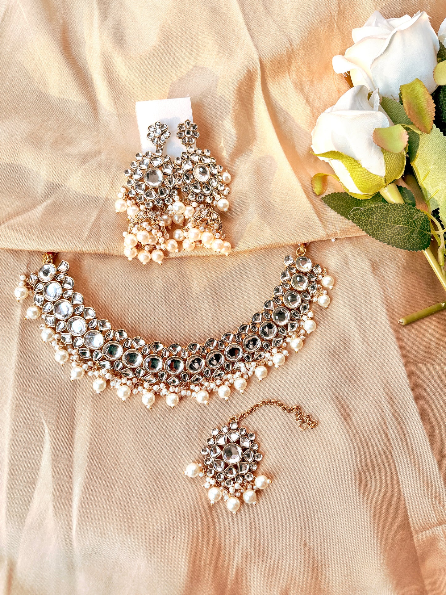 Daisy Kundan Set- Ivory