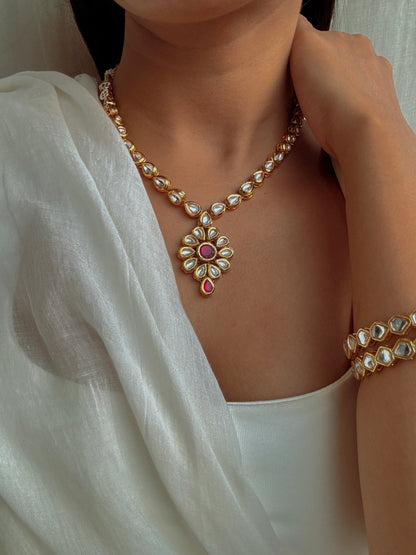 Bella Kundan Flower drop Necklace Set