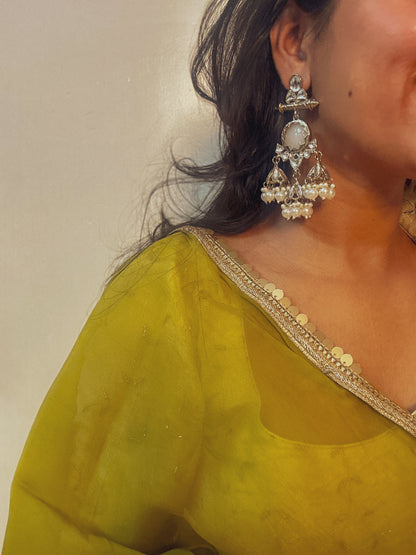 Lily Earrings- Ivory