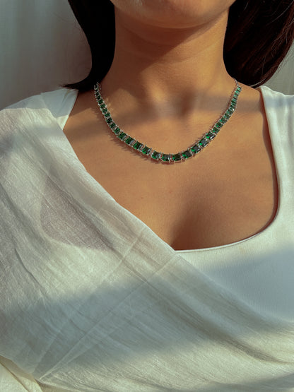 Laila Emerald Necklace Set