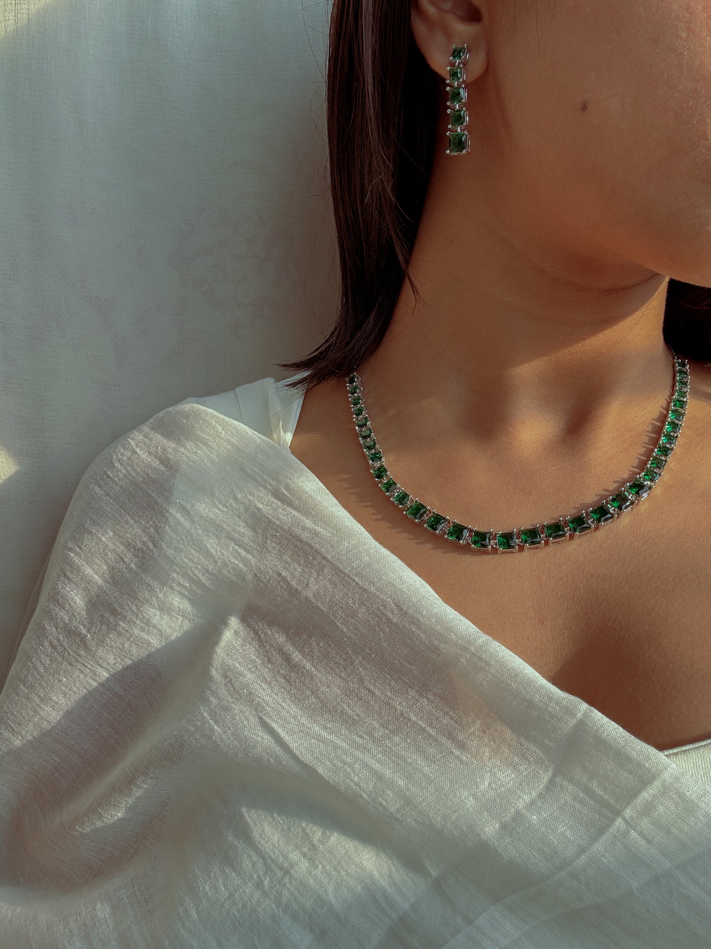 Laila Emerald Necklace Set