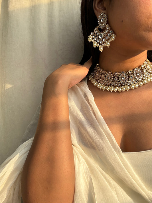 Eva Kundan Pearl Choker with Earrings & Tika