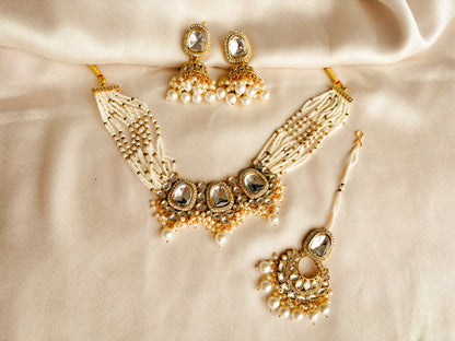 Amalia Kundan & Meena Choker