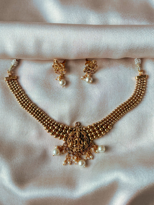 Kumari Pearl Cascade Choker with Earrings