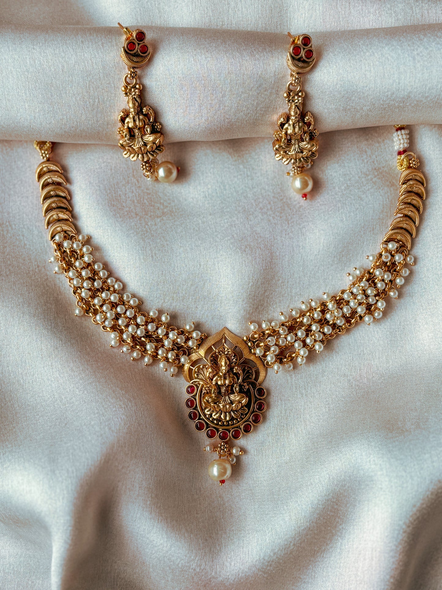 Devi's Divine Gold & Pearl Choker with Earrings