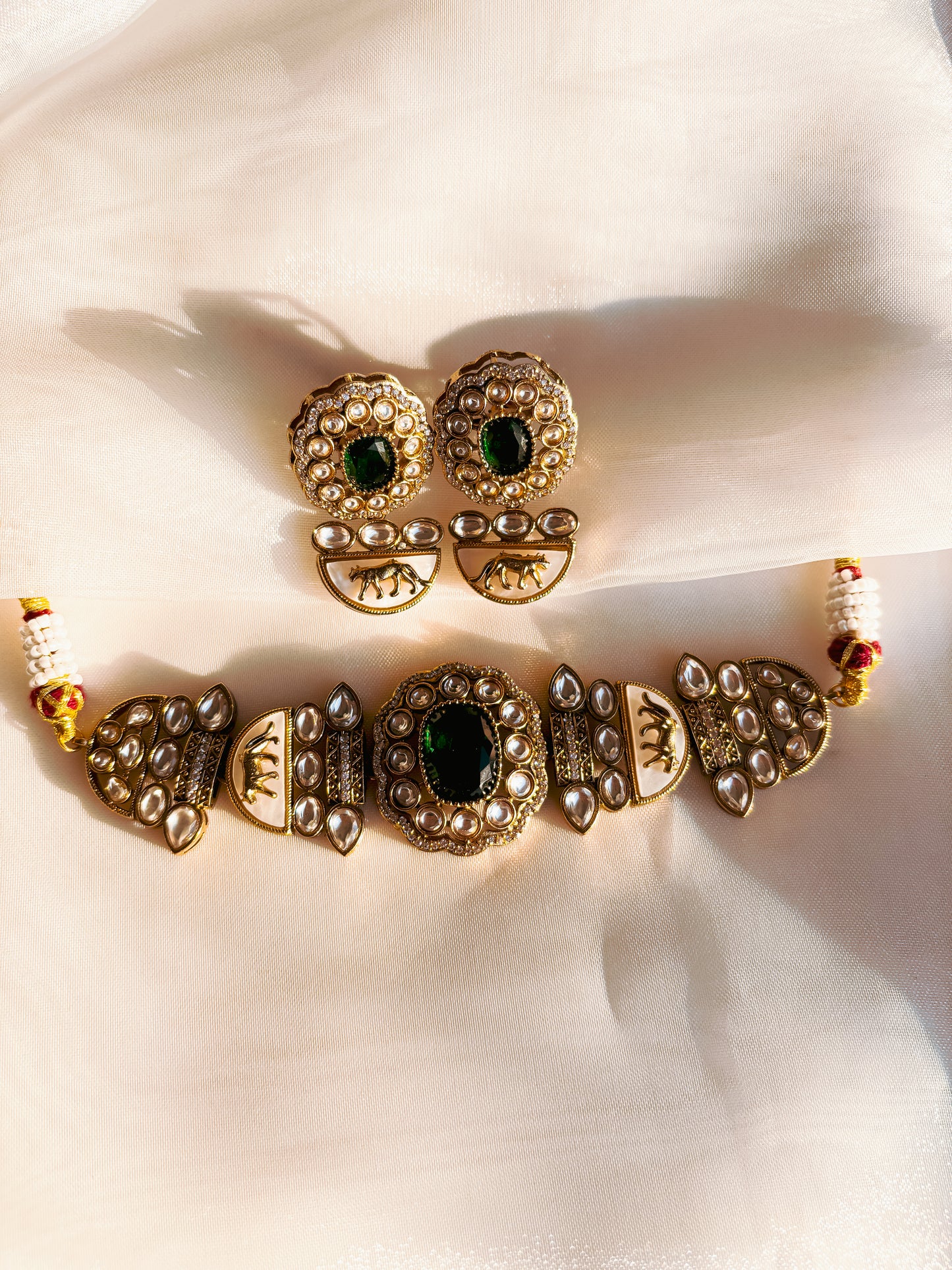 Carrie Emerald Choker