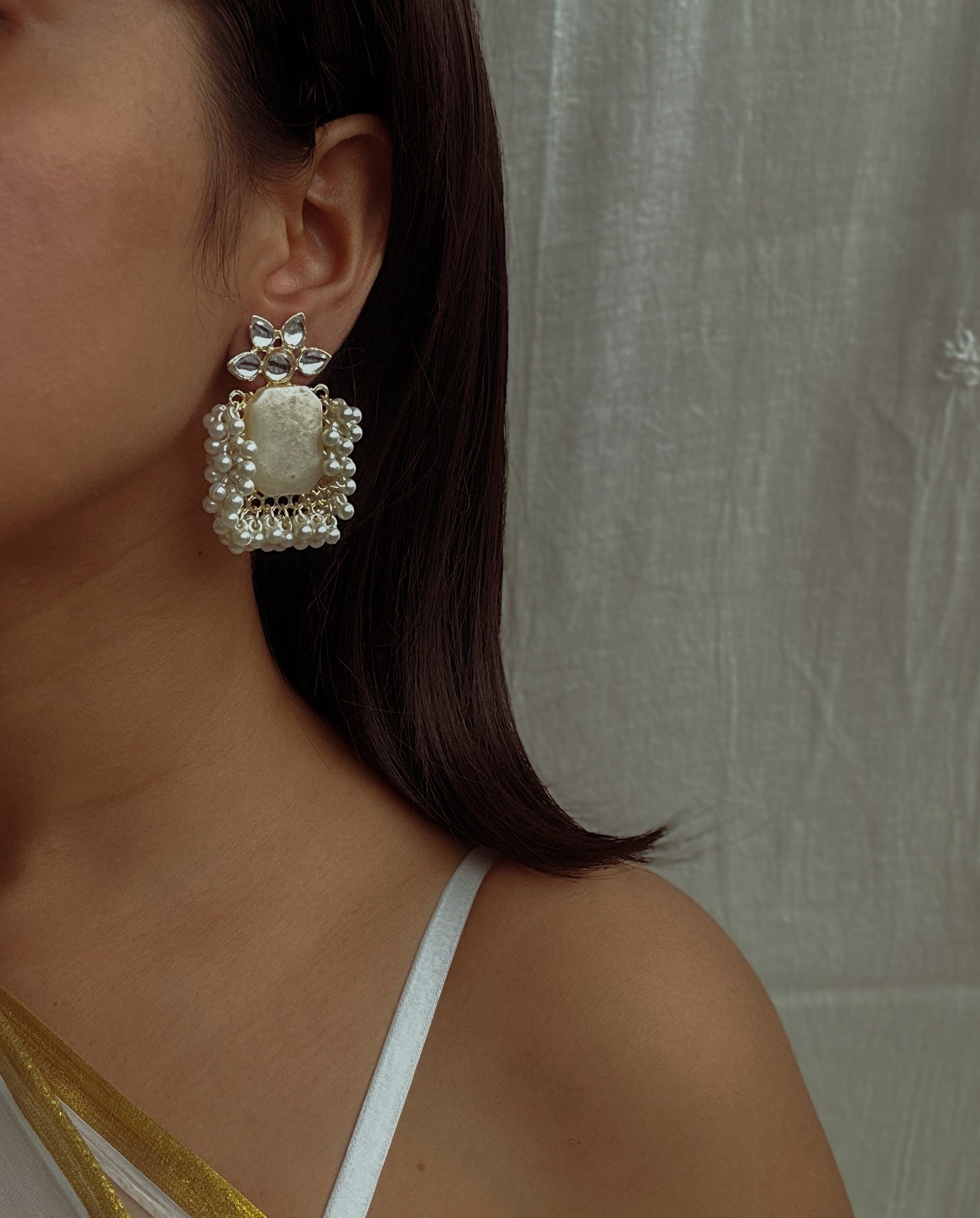 Zoe Pearl drop Earrings