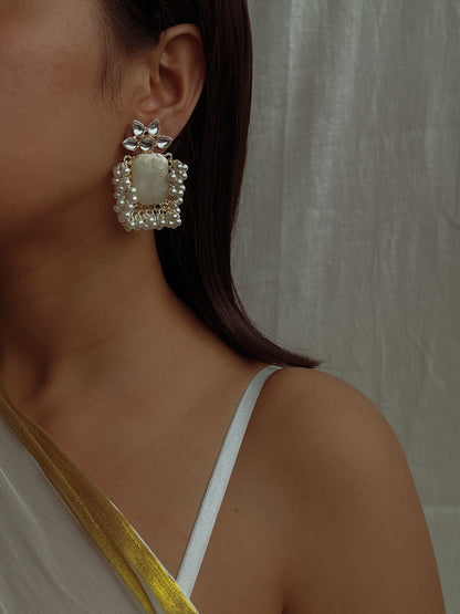 Zoe Pearl drop Earrings