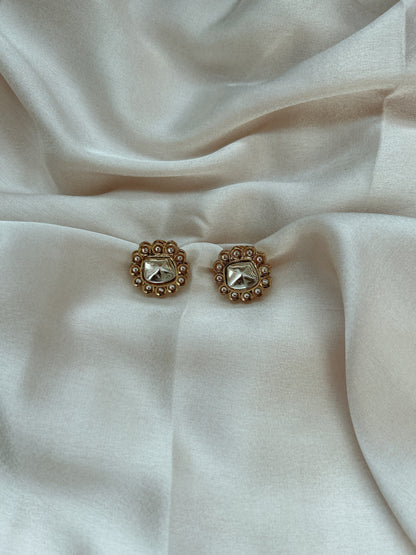 Claire Kundan Studs