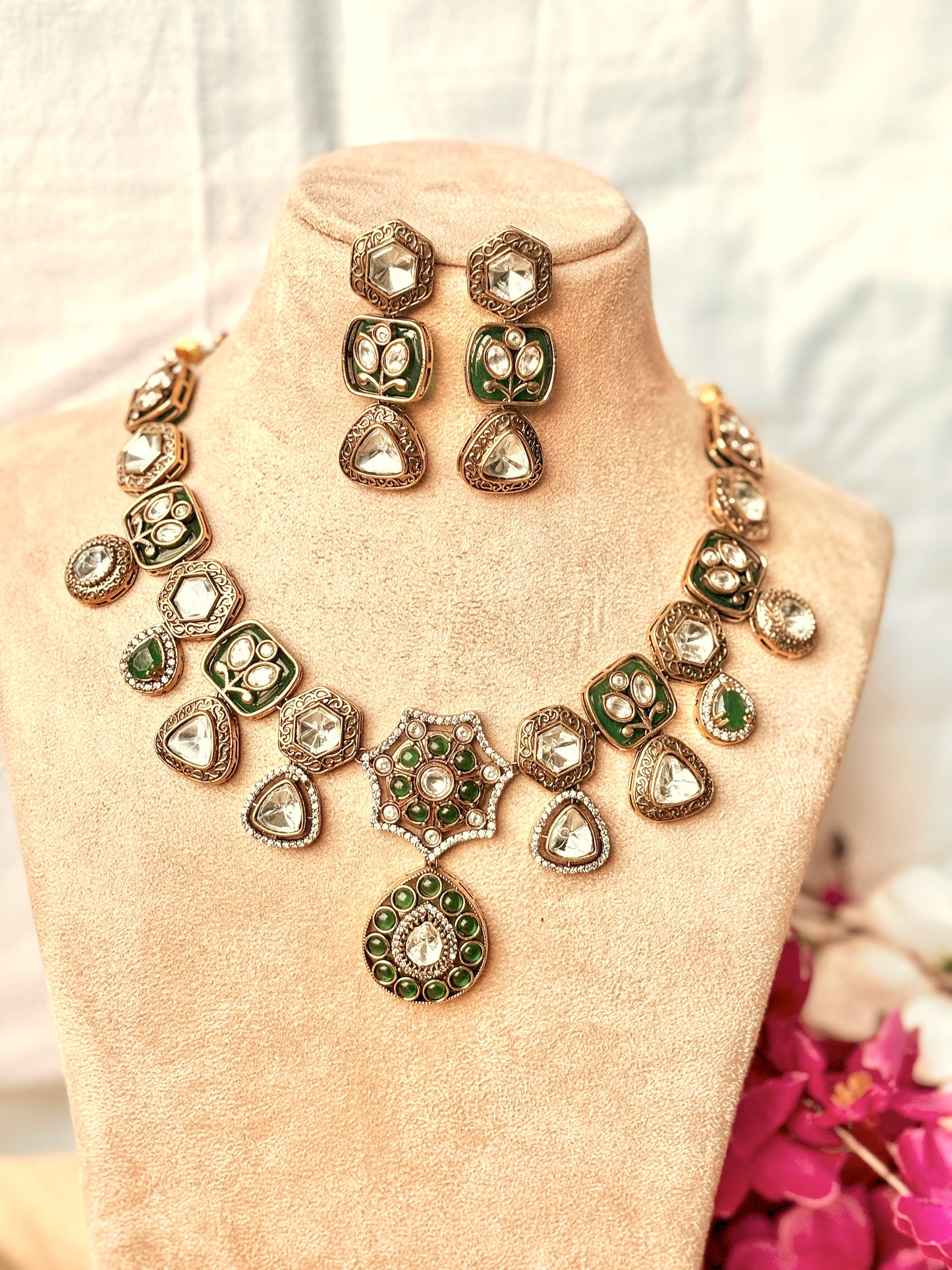 Isabella Victorian Set- Green