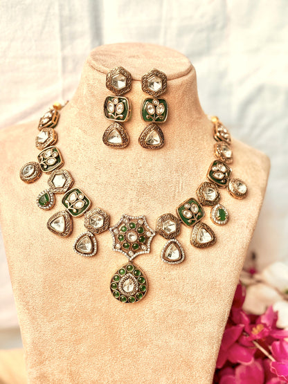 Isabella Victorian Set- Green
